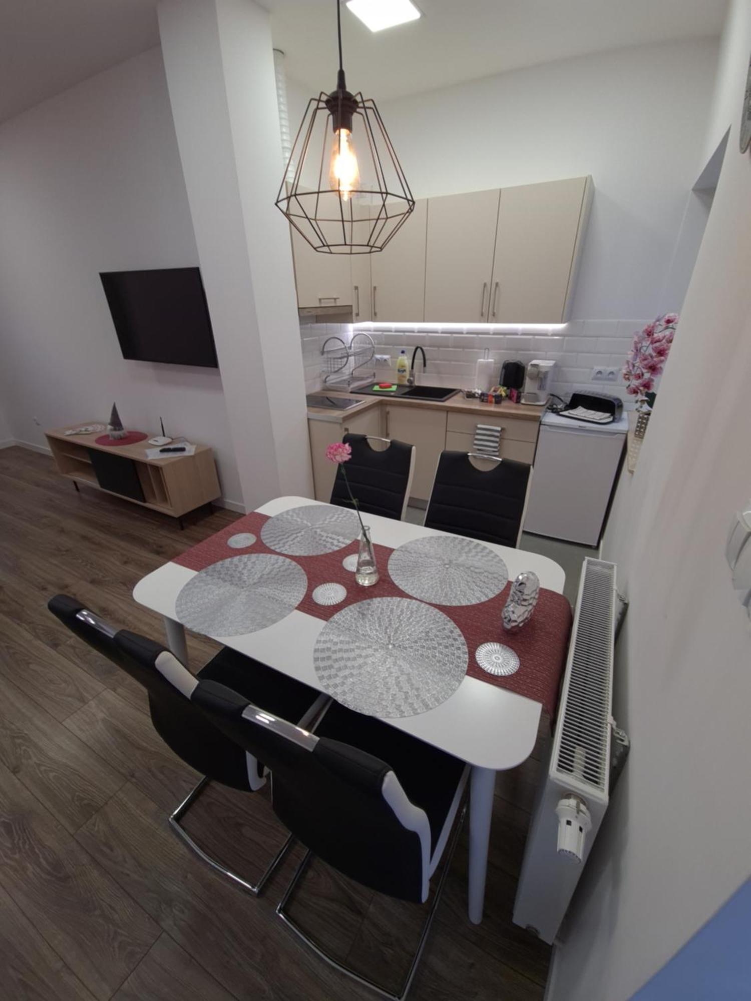 Apartamenty Belska Centrum اوسترزوكي دولن المظهر الخارجي الصورة